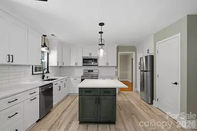 9918 Ridgemore Drive, Charlotte, NC 28277 - Photo 11