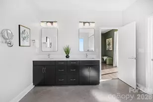 242 Coxe Ave, Charlotte, NC 28208 - Photo 15