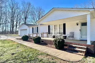 214 Heritage Cir, Taylorsville, NC 28681 - Photo 3