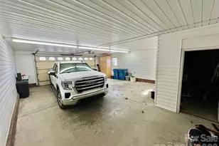 214 Heritage Cir, Taylorsville, NC 28681 - Photo 27