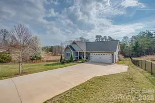 457 Edwards St Ext, Rutherfordton, NC 28139 - Photo 25