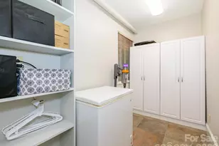 5232 Begonia Dr, Charlotte, NC 28215 - Photo 17