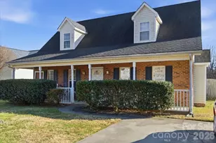 2260 Joshua Ln, Winston Salem, NC 27127 - Photo 3