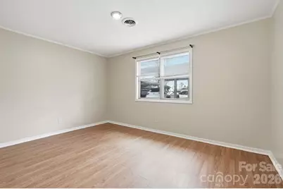 714 Farmington Circle, Hendersonville, NC 28739 - Photo 15