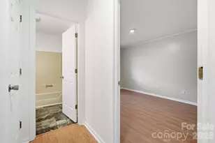 714 Farmington Cir, Hendersonville, NC 28739 - Photo 19