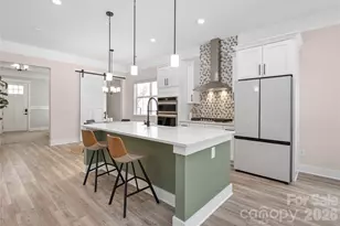 1027 Masefield Ave, Matthews, NC 28105 - Photo 5