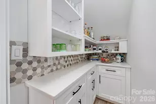 1027 Masefield Ave, Matthews, NC 28105 - Photo 9