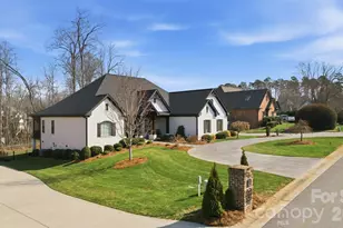 507 7th St NE, Conover, NC 28613 - Photo 5