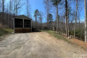 73 Bear Oat Trl, Franklin, NC 28734 - Photo 3