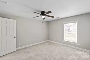 207 Fairdale St, Kings Mountain, NC 28086 - Photo 9