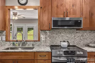 181 Junaluska Oaks Dr, Waynesville, NC 28786 - Photo 9