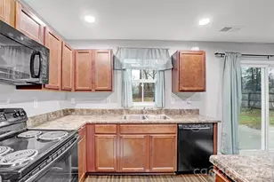 1144 Tangle Ridge Dr SE, Concord, NC 28025 - Photo 9