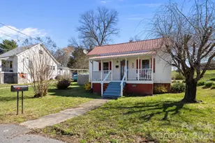 264 Church St, Marion, NC 28752 - Photo 1