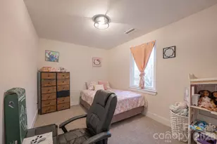 107 Carpenter St, Lincolnton, NC 28092 - Photo 9