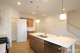 1110 Overbrook Pl, Wingate, NC 28174 - Photo 5