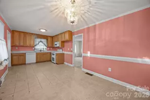 400 Sharview Cir, Charlotte, NC 28217 - Photo 11