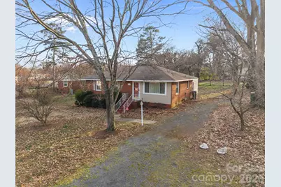 400 Sharview Circle, Charlotte, NC 28217 - Photo 3