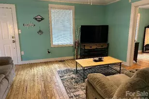 48 Circle Ln, Marion, NC 28752 - Photo 5