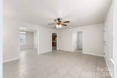 5152 Brooktree Drive, Charlotte, NC 28208 - Photo 5