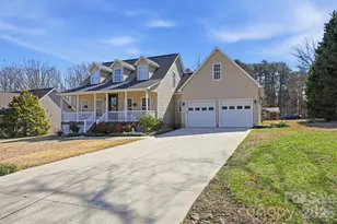 7335 Broad Wing Ln, Sherrills Ford, NC 28673 - Photo 3