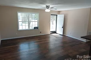 711 Sweet Meadow Ln, Clover, SC 29710 - Photo 5