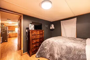 173 Croom Hollow Dr, Nebo, NC 28761 - Photo 37