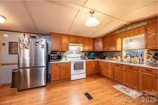 173 Croom Hollow Dr, Nebo, NC 28761 - Photo 21