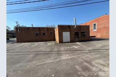 166 N Logan Street, Marion, NC 28752 - Photo 15