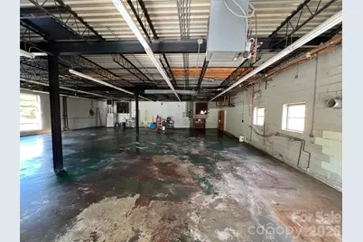 166 N Logan Street, Marion, NC 28752 - Photo 9