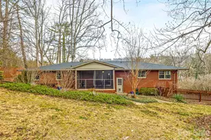 8 N Oak Forest Dr, Asheville, NC 28803 - Photo 35