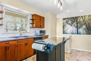 8 N Oak Forest Dr, Asheville, NC 28803 - Photo 19