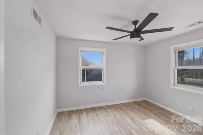 3027 Remington Street, Charlotte, NC 28216 - Photo 15