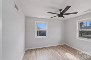 3027 Remington St, Charlotte, NC 28216 - Photo 15