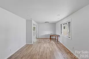 3027 Remington St, Charlotte, NC 28216 - Photo 7