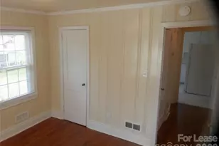 1701 Washington Ave, Charlotte, NC 28216 - Photo 15