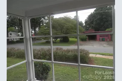 1701 Washington Avenue, Charlotte, NC 28216 - Photo 5