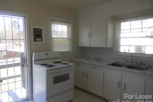 1701 Washington Ave, Charlotte, NC 28216 - Photo 13