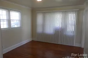 1701 Washington Ave, Charlotte, NC 28216 - Photo 9