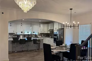 195 Batten Rdg Dr, Statesville, NC 28677 - Photo 5