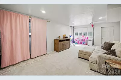 1140 Knollwood Drive, Claremont, NC 28610 - Photo 17