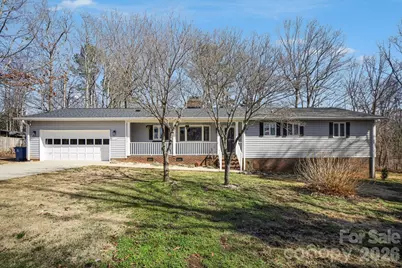 1140 Knollwood Drive, Claremont, NC 28610 - Photo 3