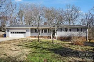 1140 Knollwood Dr, Claremont, NC 28610 - Photo 3