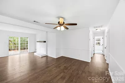 6924 Woodfield Drive, Charlotte, NC 28215 - Photo 7