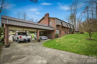 2480 Sweetbriar Circle, Lenoir, NC 28645 - Photo 7