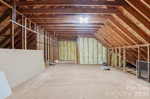 1021 Horse Rock Rd, Hickory, NC 28602 - Photo 31