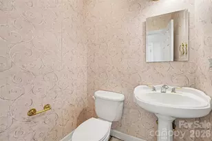 1021 Horse Rock Rd, Hickory, NC 28602 - Photo 25