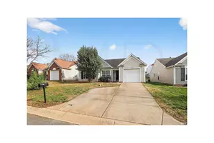 7422 Stone Mountain Ct, Charlotte, NC 28262 - Photo 1