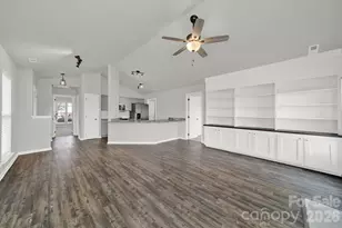 112 N Woodcliff Ln, Mount Holly, NC 28120 - Photo 3