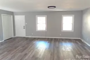 1638 W Colonial Dr, Salisbury, NC 28144 - Photo 9