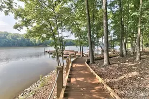 8238 Merryvale Ln, Charlotte, NC 28214 - Photo 5